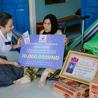 Hình ảnh đội ngũ chuyên gia của nhà cái new88 đang làm việc, thể hiện sự hợp tác và chuyên nghiệp